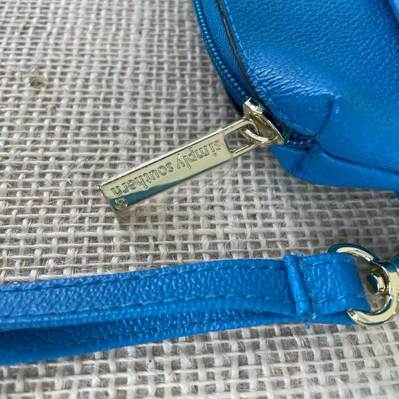 Simply Southern Crossbody, small purse, wrist strap, Beach Bright Blue - Picture 8 of 9